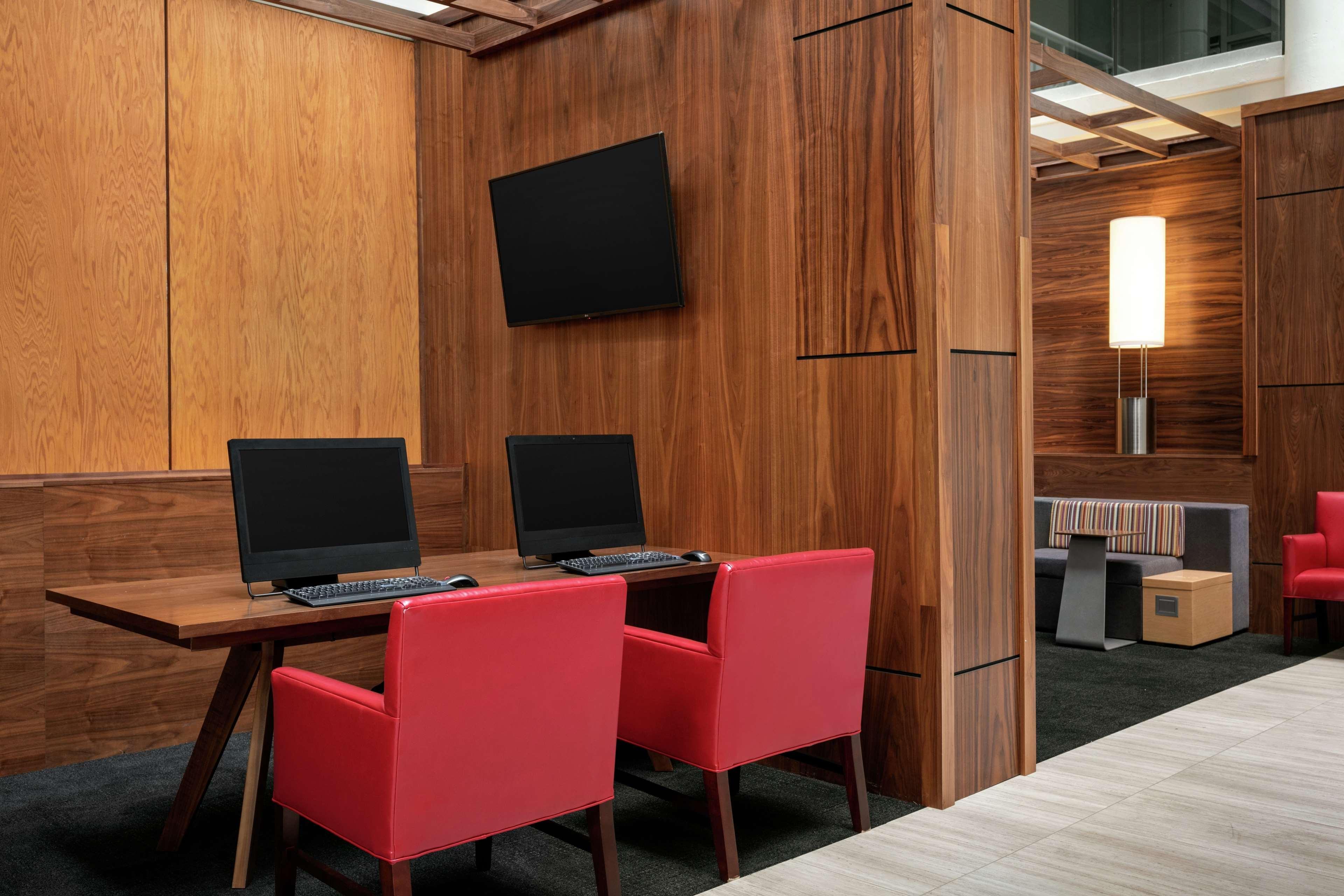 Embassy Suites By Hilton Richmond Dumbarton Ngoại thất bức ảnh