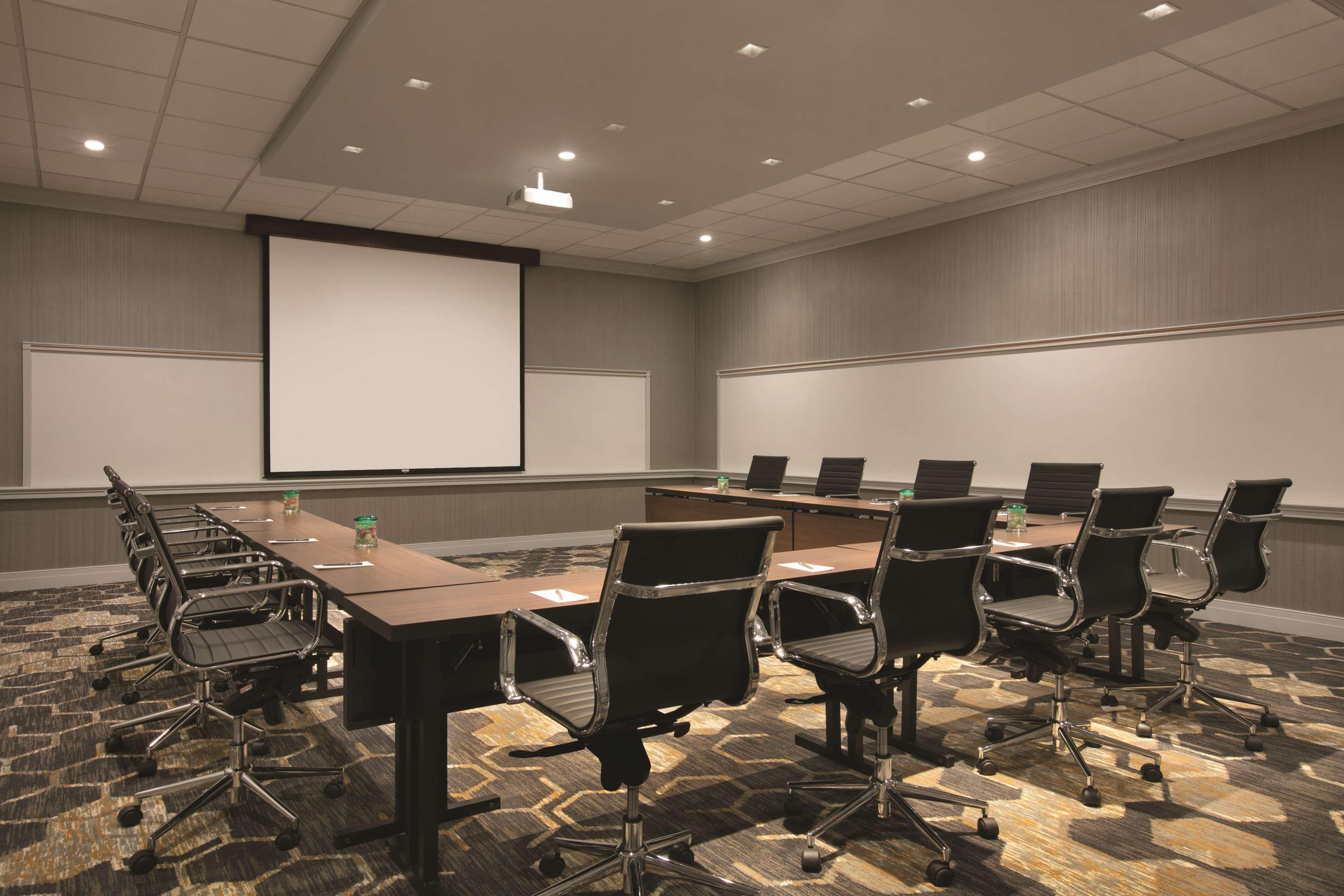 Embassy Suites By Hilton Richmond Dumbarton Ngoại thất bức ảnh