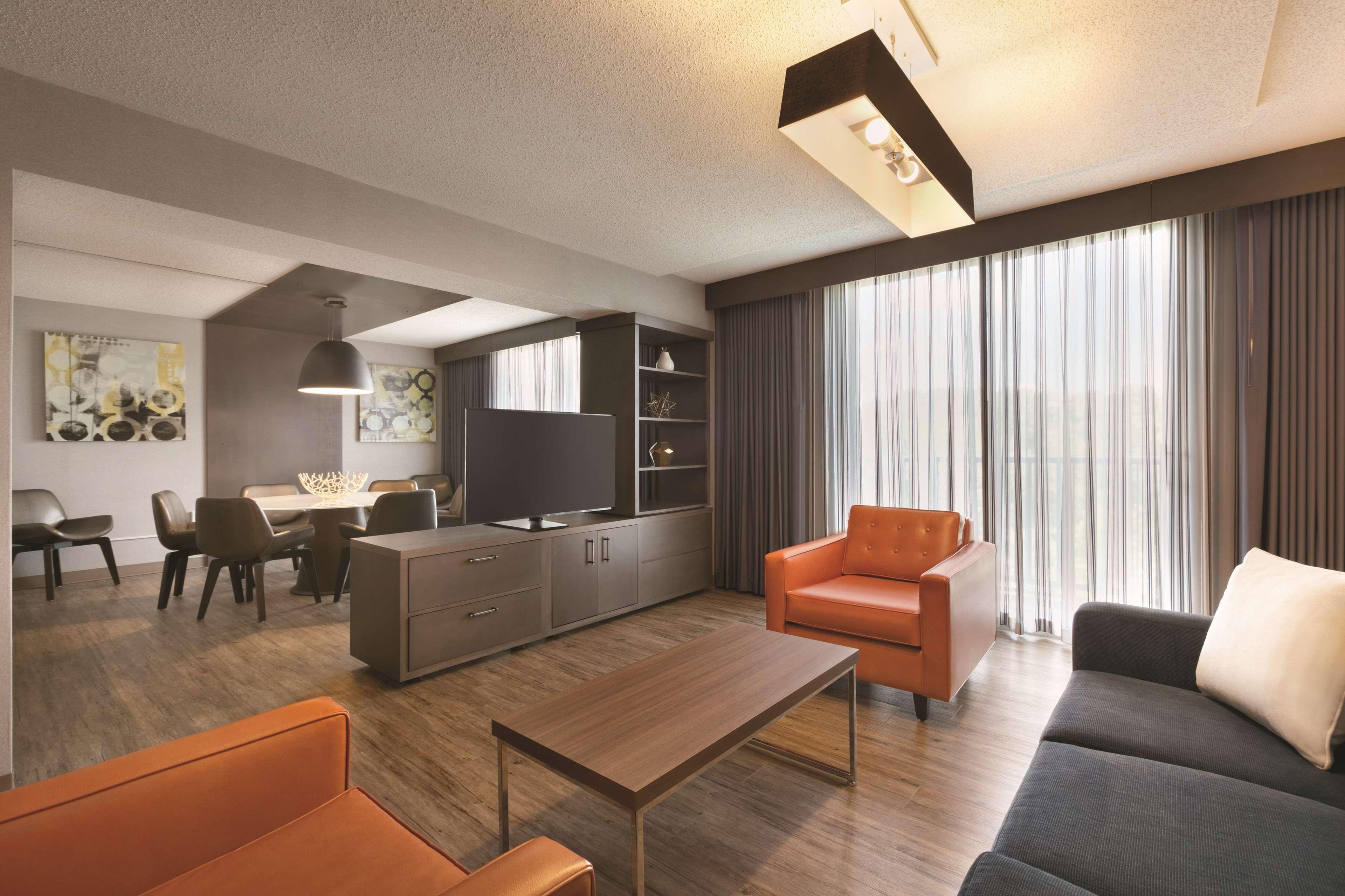 Embassy Suites By Hilton Richmond Dumbarton Ngoại thất bức ảnh